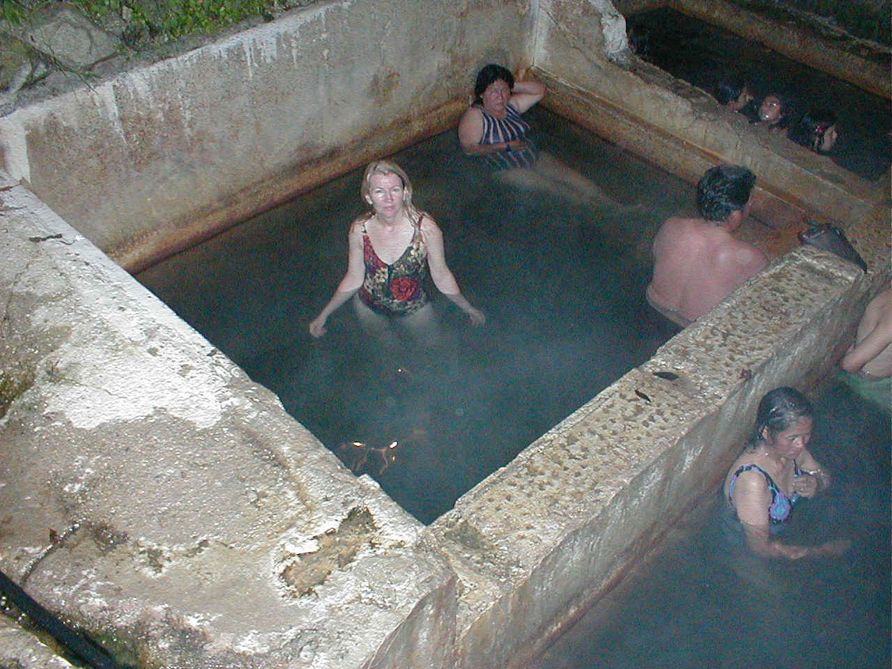 Aquas Calientes with Betty.JPG (439569 bytes)